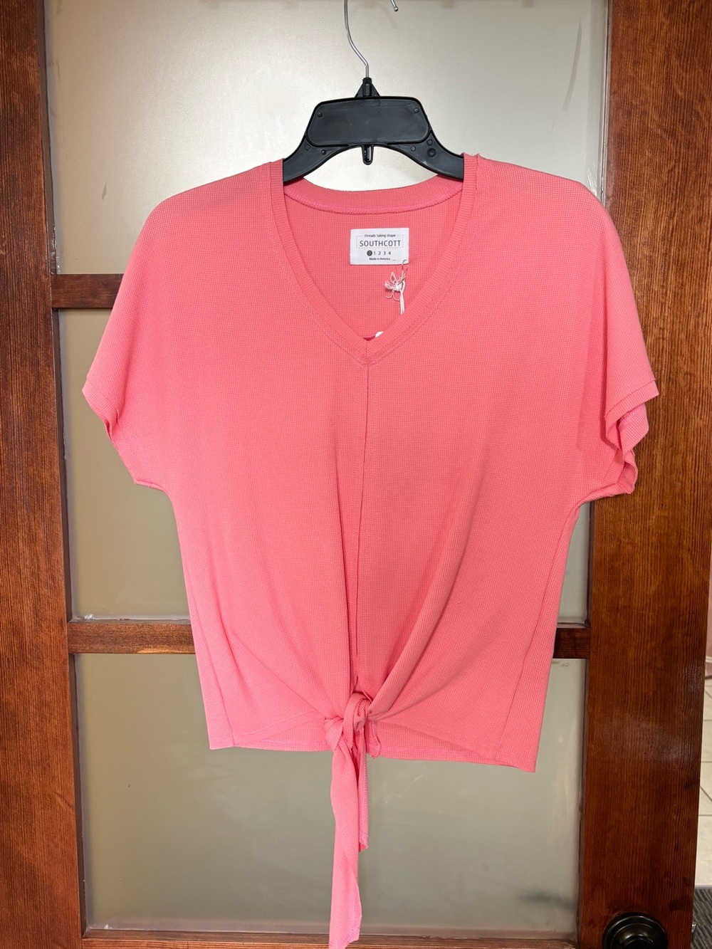 SOUTHCOTT Coral Pink V-Neck Tie-Front Crop Top